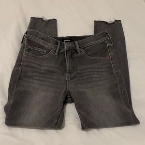 Women’s express jean - skinny mid rise (2S)